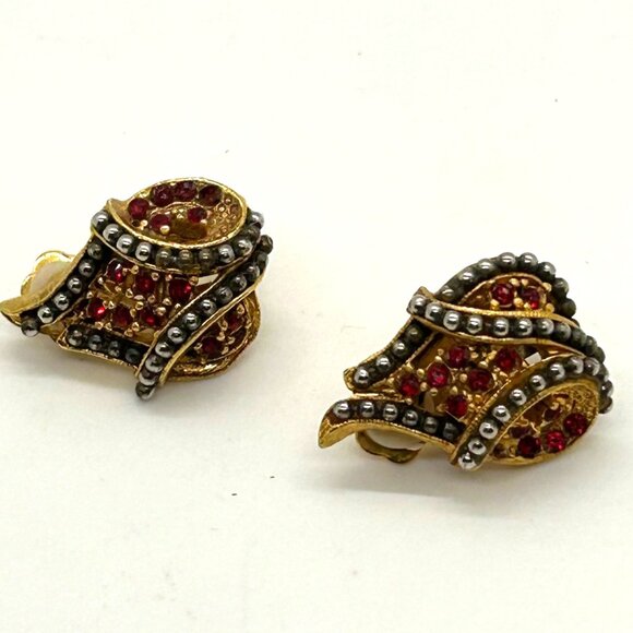 Vintage Gold-Tone Rhinestone Heart Brooch Matching Clip-On Earrings Robert Rose - Picture 4 of 16